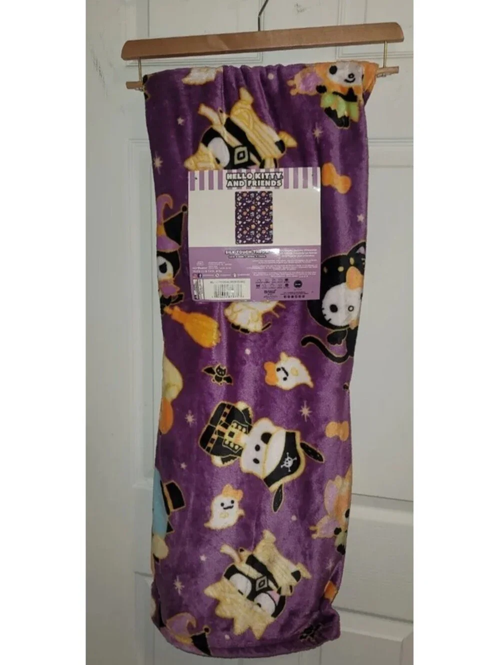 HELLO KITTY & FRIEND SILKY SOFT THROW 50